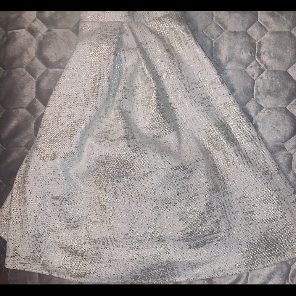 🌹Charlotte Russe White & gold skater skirt